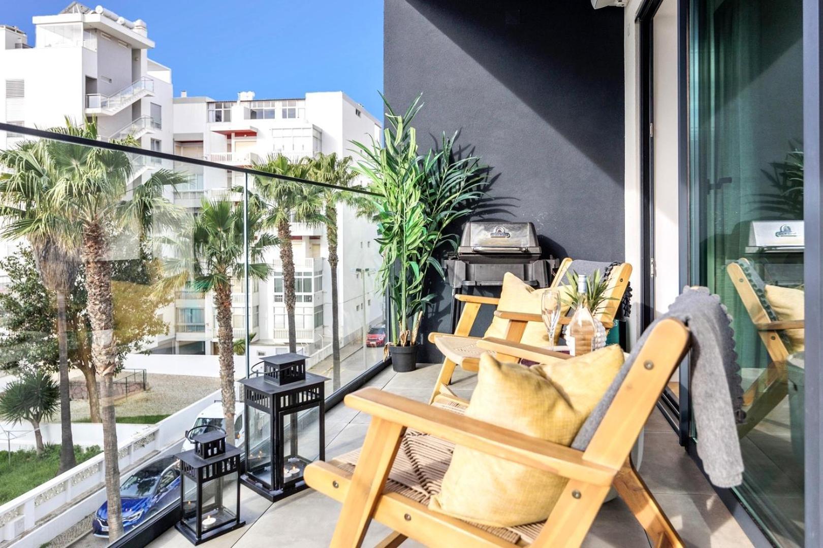 Stylish Modern Beachside Apartment With Pool & Seaview Quarteira Εξωτερικό φωτογραφία